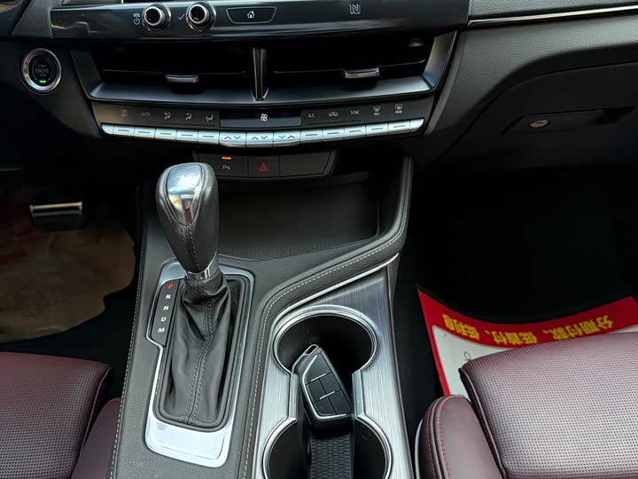 Фото 16 - Cadillac CT4