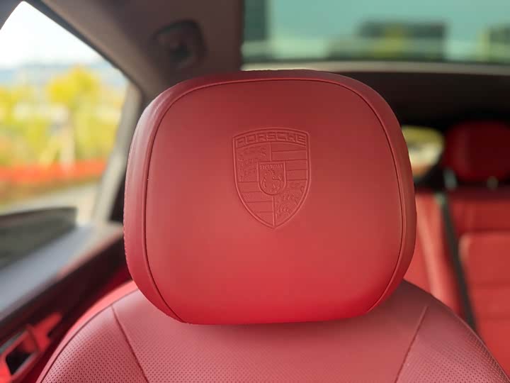 Фото 23 - Porsche Cayenne