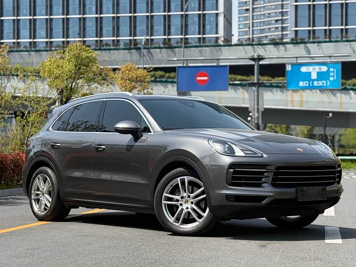 Фото 4 - Porsche Cayenne