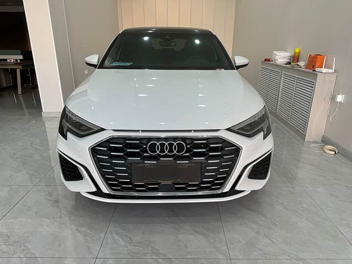 Фото 2 - Audi A3