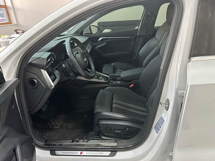 Фото 6 - Audi A3