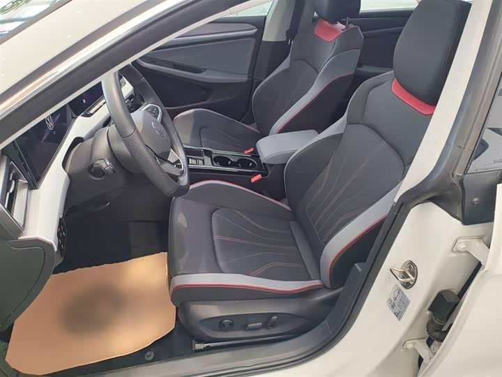 Фото 15 - Volkswagen Lamando L