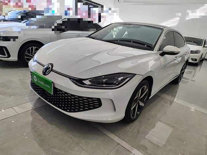 Фото 2 - Volkswagen Lamando L