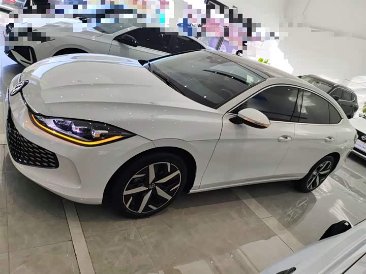 Фото 5 - Volkswagen Lamando L