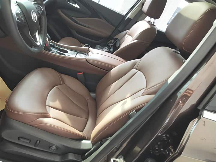 Фото 15 - Buick Envision Plus