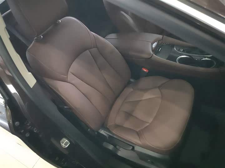 Фото 25 - Buick Envision Plus