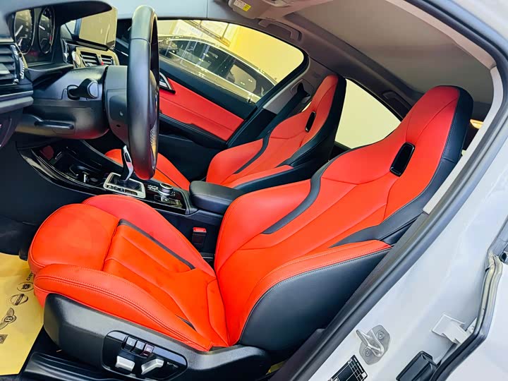 Фото 12 - BMW 1 Series