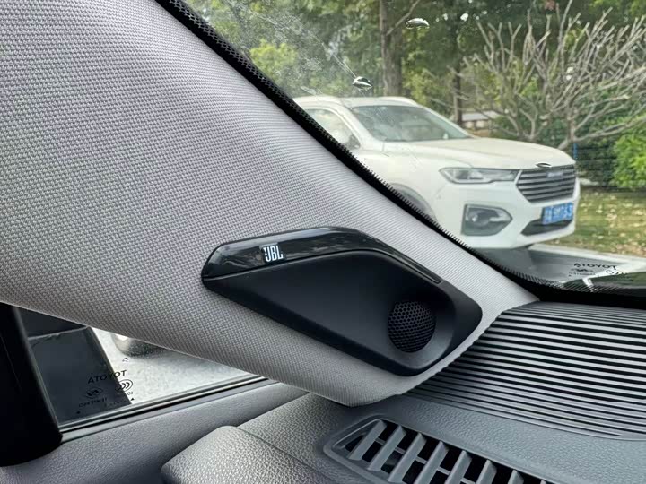 Фото 12 - Toyota Venza