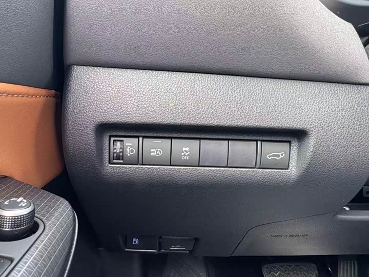 Фото 13 - Toyota Venza