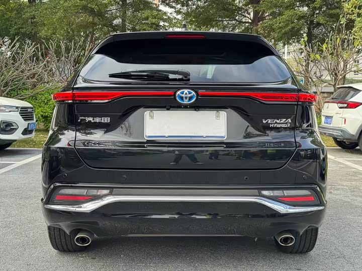 Фото 18 - Toyota Venza