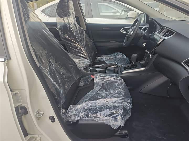 Фото 25 - Nissan Sylphy