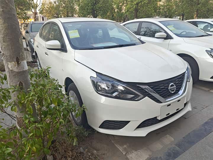 Фото 4 - Nissan Sylphy