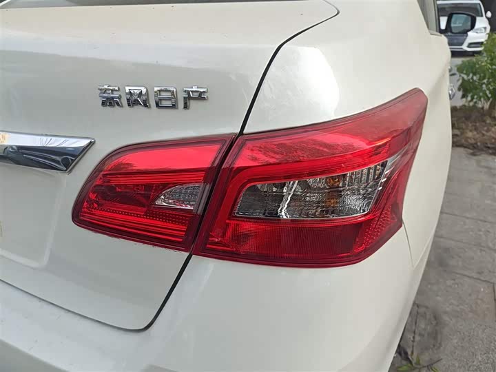 Фото 8 - Nissan Sylphy