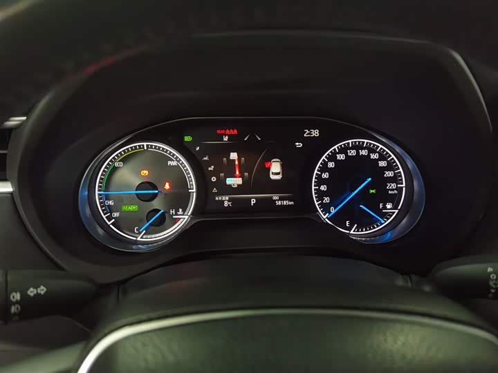 Фото 12 - Toyota Harrier