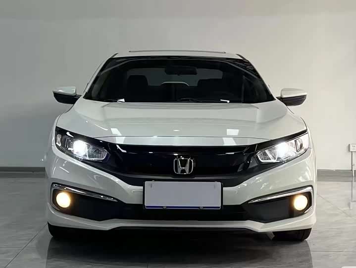 Фото 2 - Honda Civic