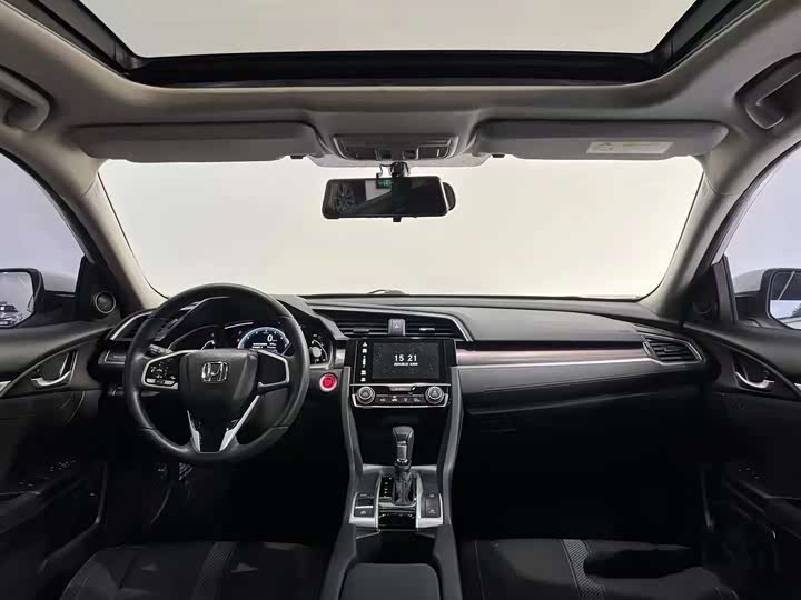 Фото 4 - Honda Civic