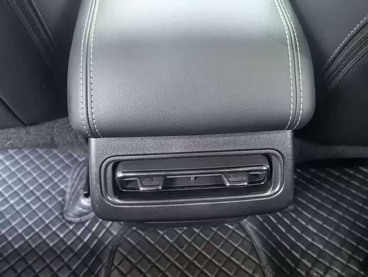 Фото 7 - Haval H-Dog