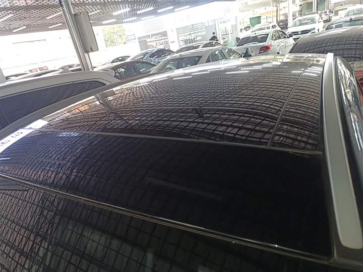 Фото 27 - Ford Escape