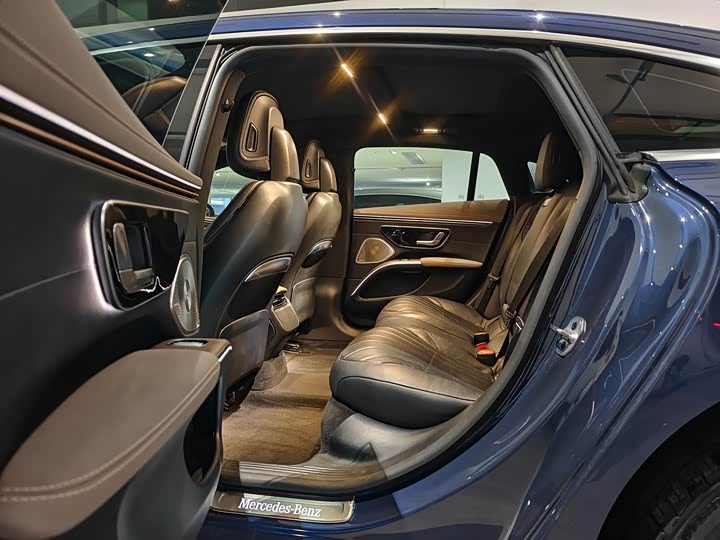 Фото 5 - Mercedes-Benz EQS