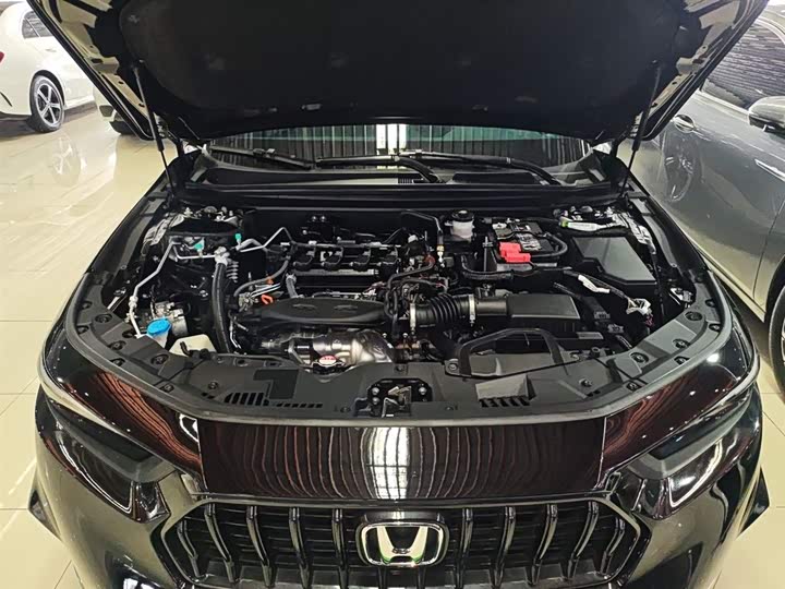 Фото 20 - Honda Inspire