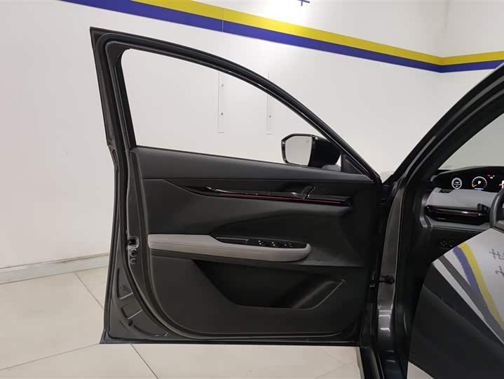 Фото 7 - Changan UNI-V