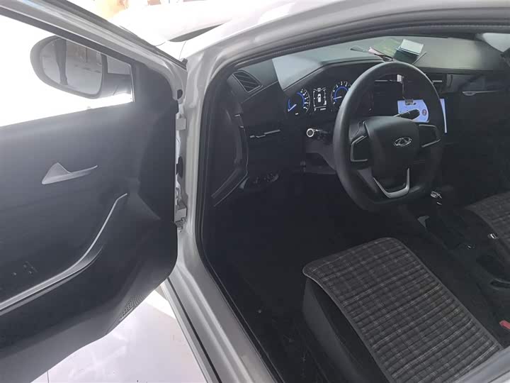 Фото 16 - Chery Tiggo 3x