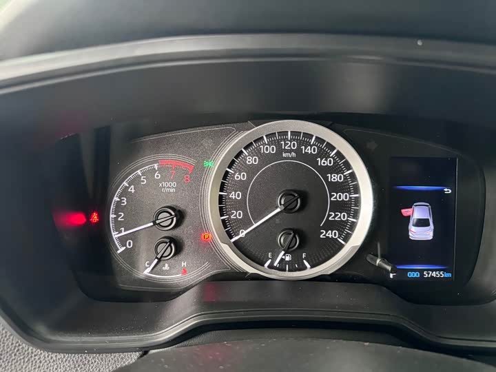 Фото 11 - Toyota Corolla