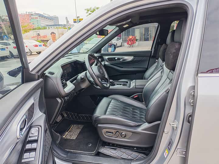 Фото 4 - GAC Trumpchi GS8