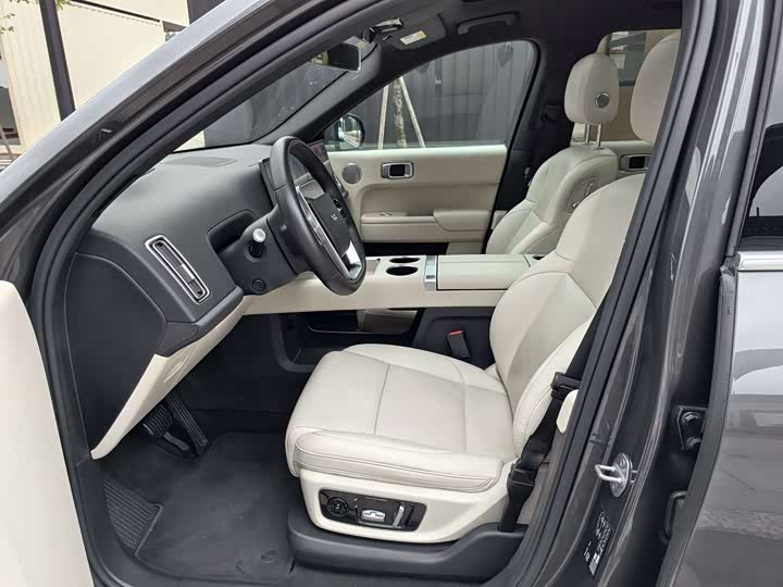 Фото 2 - LiXiang L8