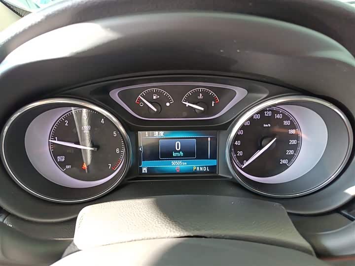 Фото 12 - Buick Envision Plus