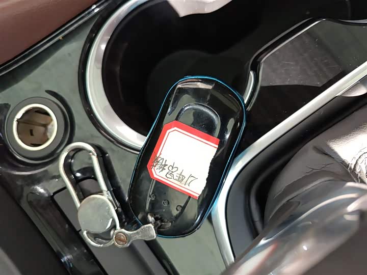 Фото 9 - Buick Envision Plus