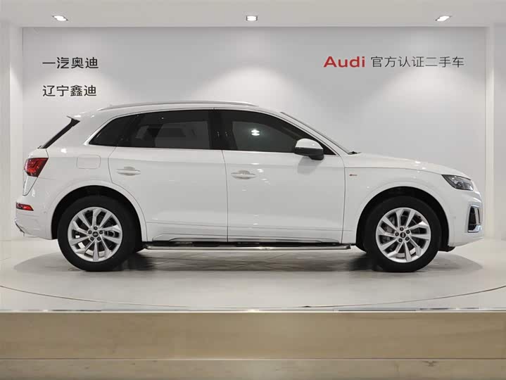 Фото 3 - Audi Q5L