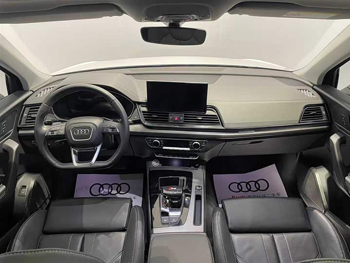 Фото 7 - Audi Q5L
