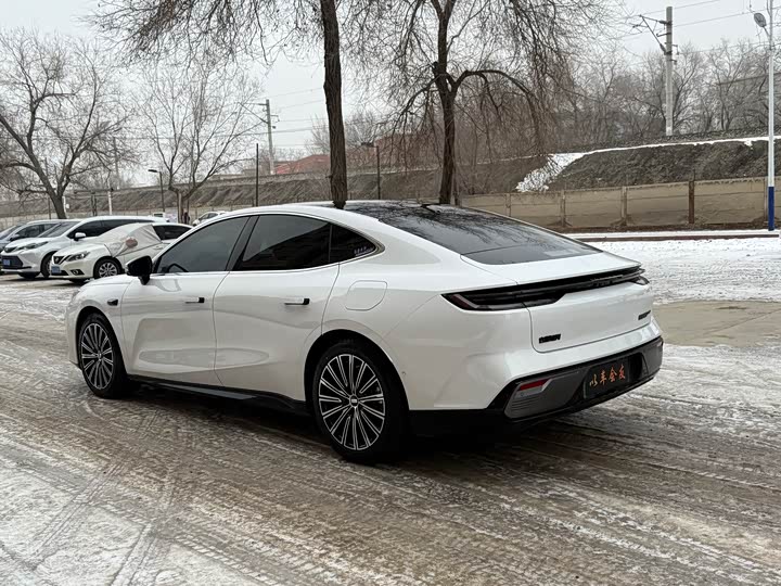 Фото 5 - Geely Galaxy Starshine 8 EM-i