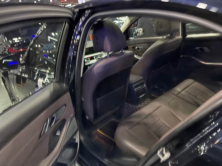 Фото 6 - BMW 3 Series