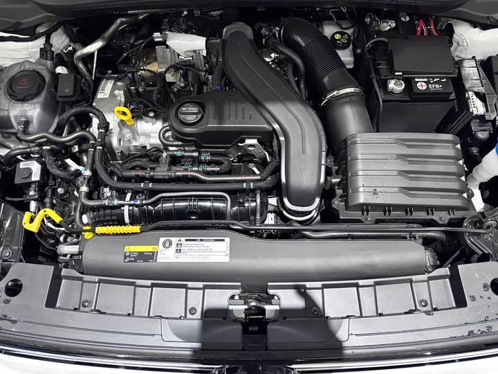 Фото 12 - Volkswagen Tharu