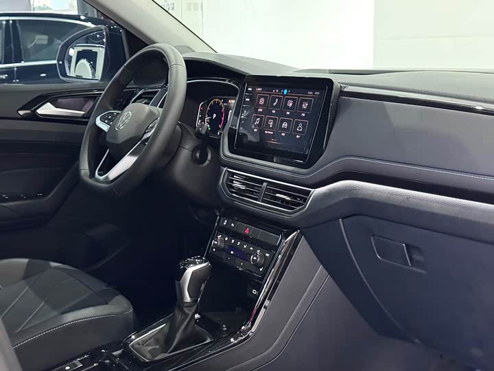 Фото 16 - Volkswagen Tharu