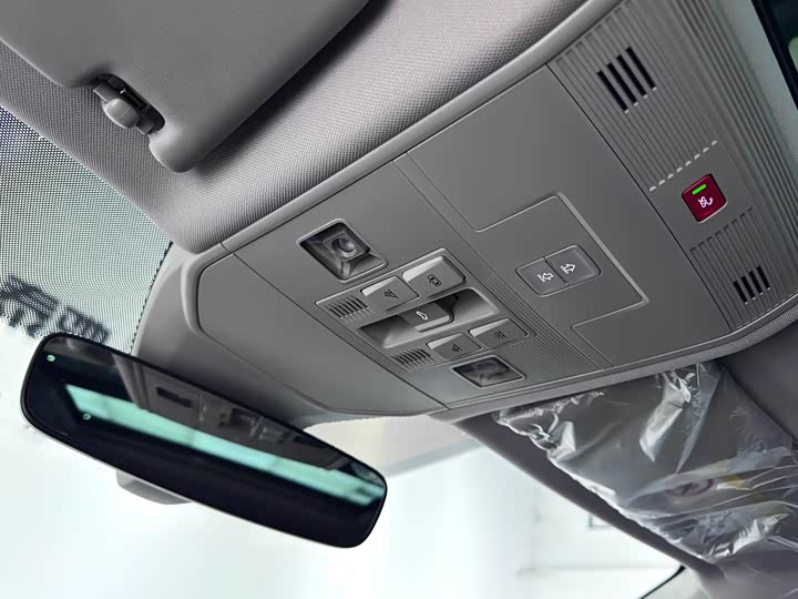 Фото 21 - Volkswagen Tharu