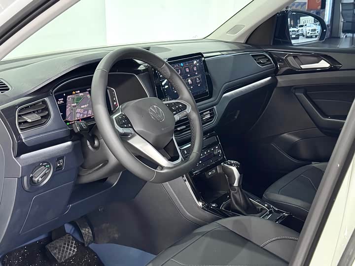 Фото 26 - Volkswagen Tharu