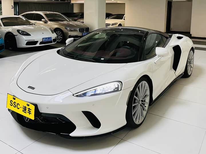 Фото 1 - McLaren GT