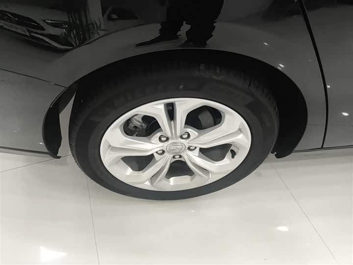 Фото 26 - Honda Accord