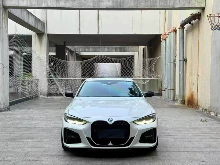 Фото 1 - BMW 4 Series