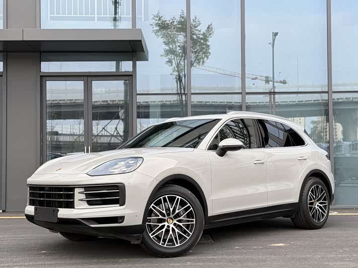 Фото 1 - Porsche Cayenne