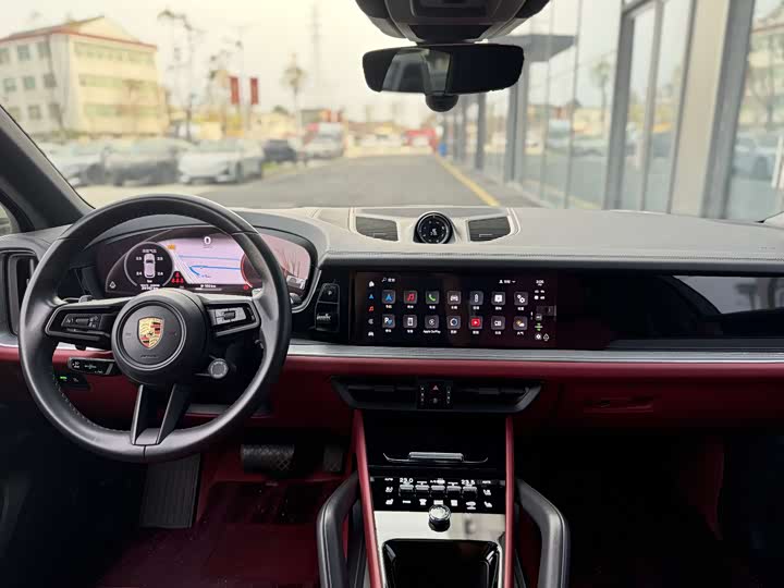 Фото 10 - Porsche Cayenne