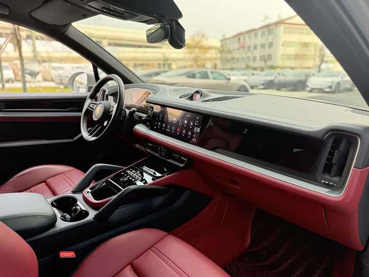 Фото 8 - Porsche Cayenne