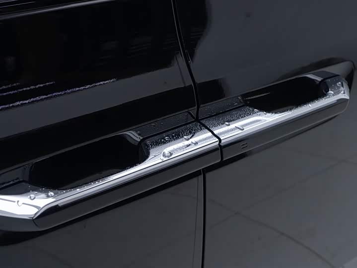 Фото 9 - Zeekr 009