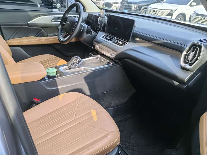 Фото 11 - Haval H5