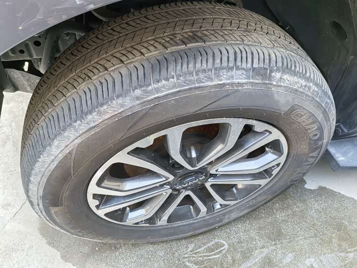 Фото 13 - Haval H5