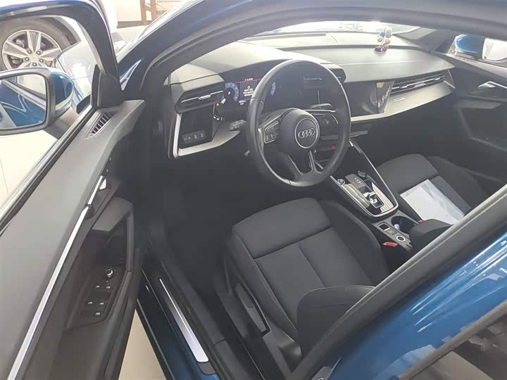 Фото 16 - Audi A3