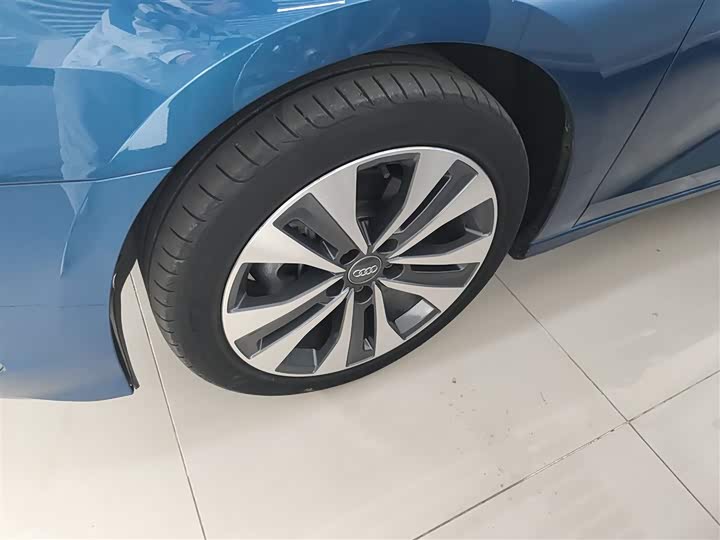 Фото 23 - Audi A3